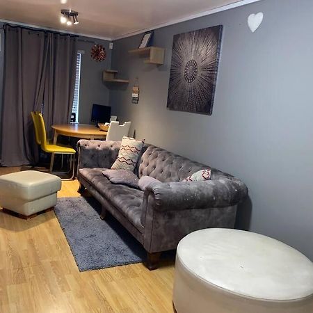 Entire 1 Bedroom City House Лондон Екстериор снимка